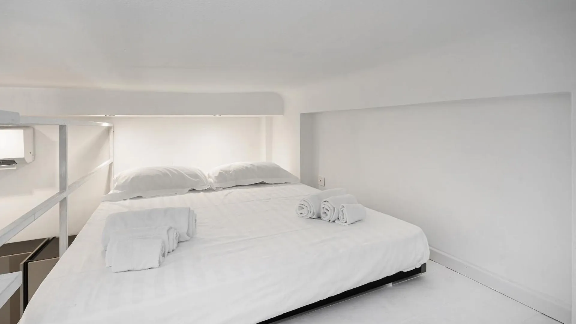 Ray Home 4 City Life-Castello Milan Apartment